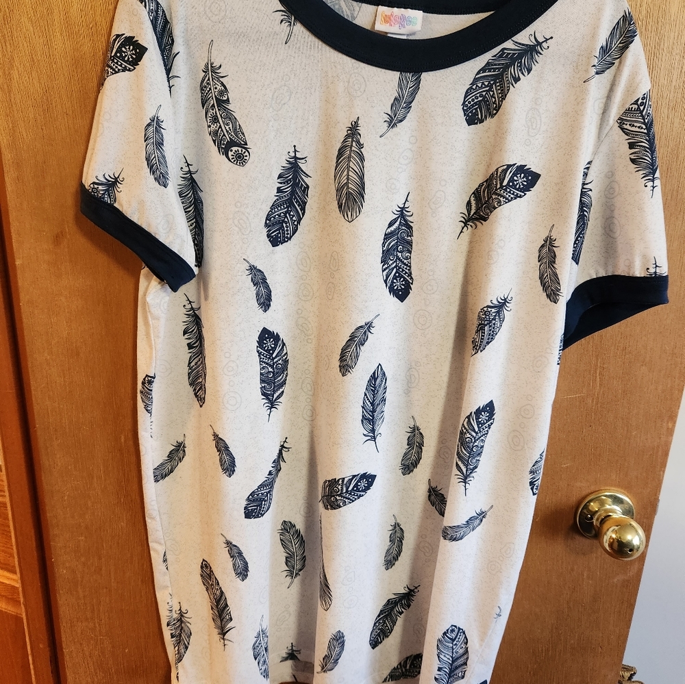 Lularoe 2xl liv tee shirt